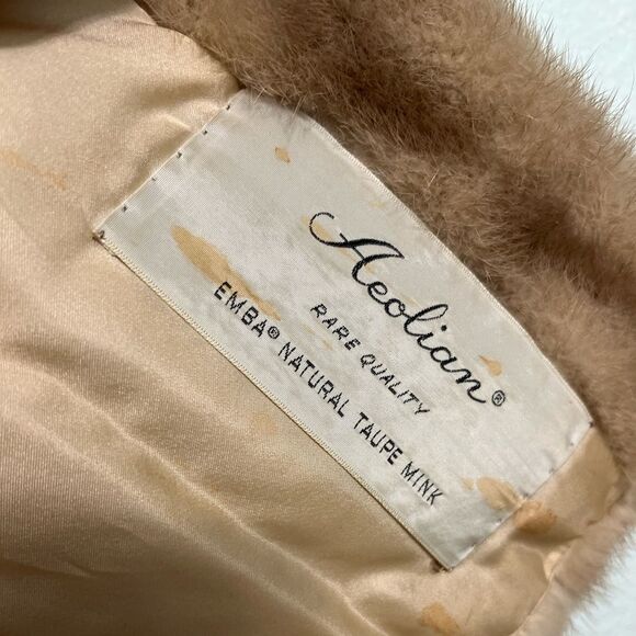 Vintage Aeolian Mink Fur Stole – EMBA Natural Taupe – Lined & Monogrammed - Picture 7 of 11